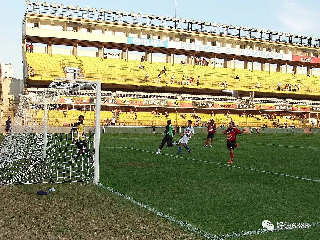  沙尔克04保级压力山大，主场失利陷入降级泥潭